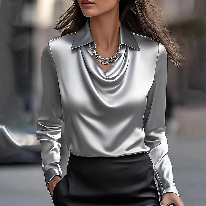 Joyce™ | Elegante satijnen blouse met V-hals